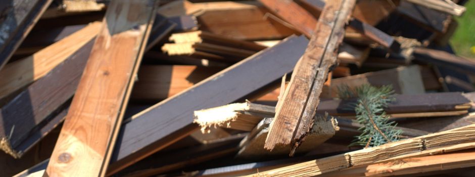 Holzablagerung  für Martinsfeuer