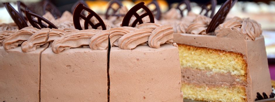 Kuchenbäckerinnen und Kuchenbäcker gesucht