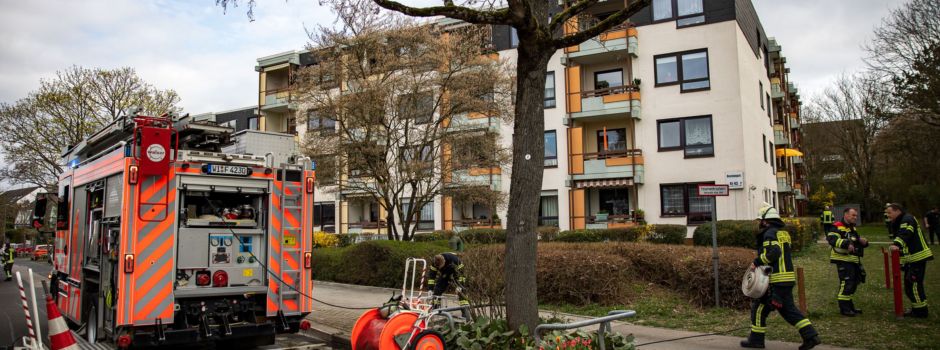 Dramatischer Einsatz: Feuerwehr rettet Senior aus brennender Wohnung