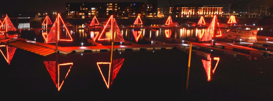Licht-Show am Zollhafen startet