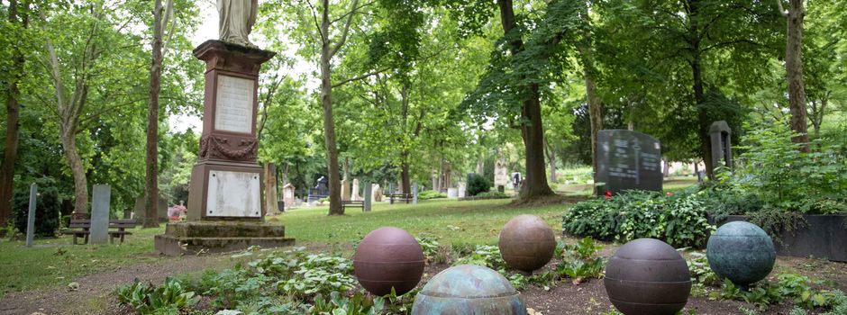 Wasserurnen und Waldstreupfad: So können sich Mainzer jetzt bestatten lassen