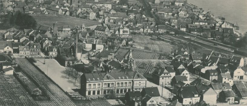 Das historische Bild der Woche. Flugzeugaufnahme von Nierstein aus den 1930er.