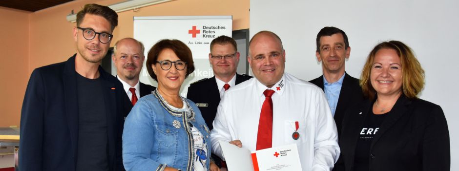 Markus Ruse erhält die Verdienstmedaille des DRK Landesverbandes Westfalen-Lippe