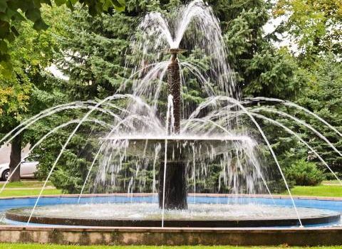 Der Springbrunnen in Güsten – Ein Stück Stadtgeschichte erwacht zu neuem Leben