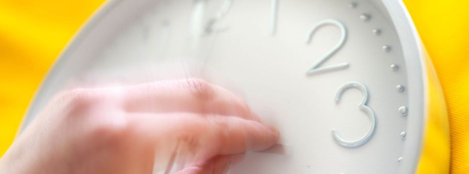 Sommerzeit hat begonnen: Die Uhren wurden vorgestellt