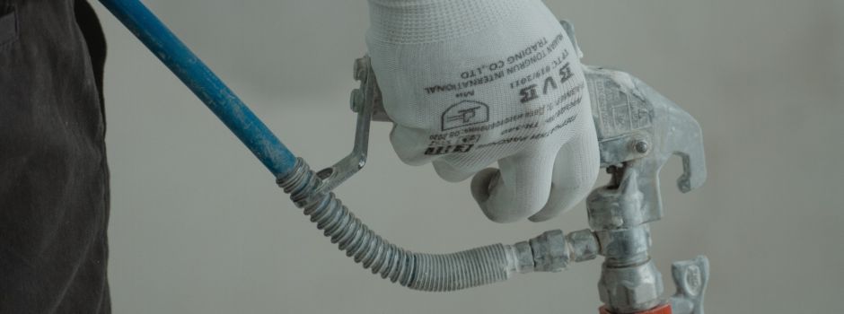 Entsorgungsbetriebe warnen vor „Kanalhaien“ an Wiesbadener Haustüren