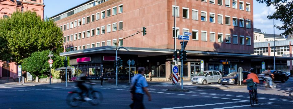 Wie eine Fotoaktion das Allianzhaus retten soll