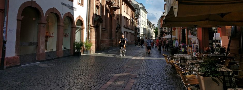 Virologe über Lockerungen: „Es ist eine Sorge, dass die Situation eskaliert“