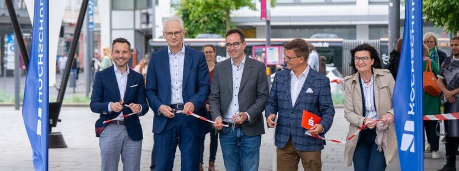 Darum steht am Koblenzer Zentralplatz ein riesiger Pavillon