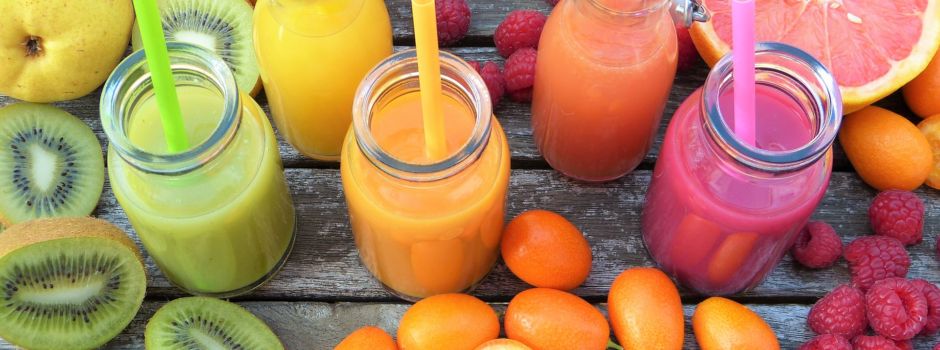 Fruchtiger Genuss: 5 Läden für leckere Smoothies in Augsburg