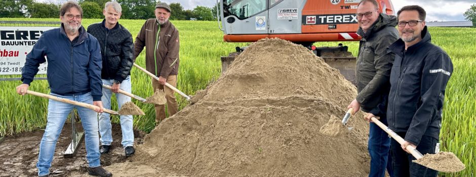 Spatenstich zum Neubaugebiet an der Alten Landstraße in Twedt