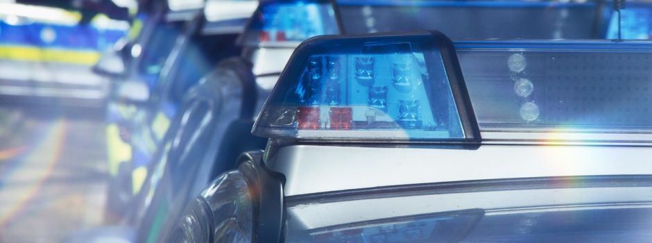 Bewaffneter Raubüberfall auf Friseursalon in Koblenz – Polizei sucht nach Zeugen