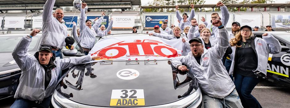 Die Werkstatt Otto Kosmalla feiert historischen Gesamtsieg beim 17-Stunden-Elektrofahrzeugrennen auf dem Hockenheim Ring