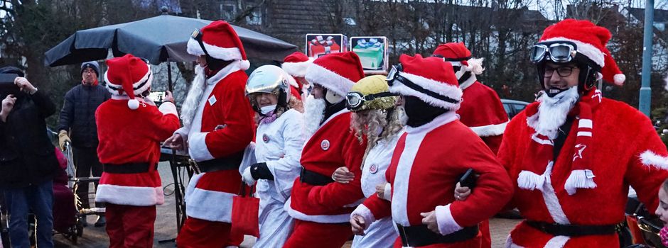 Motorisierte Weihnachtsmänner mit toller Aktion