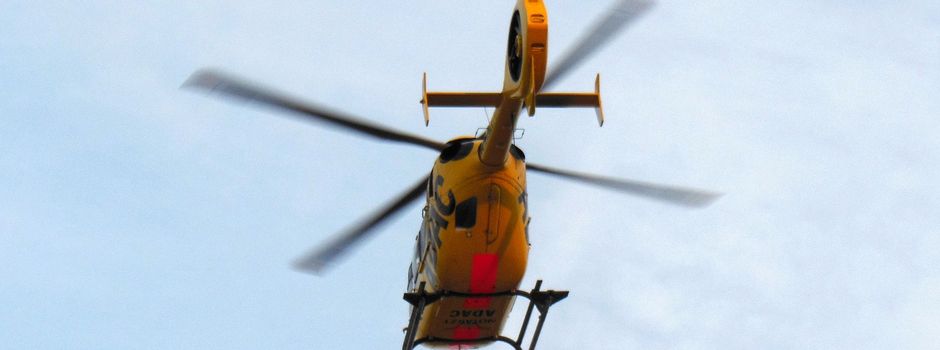 Unfall auf der Bundesstraße 71 – Rettungshubschrauber im Einsatz