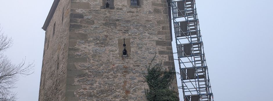 Fünfeckiger Turm wird abgedichtet