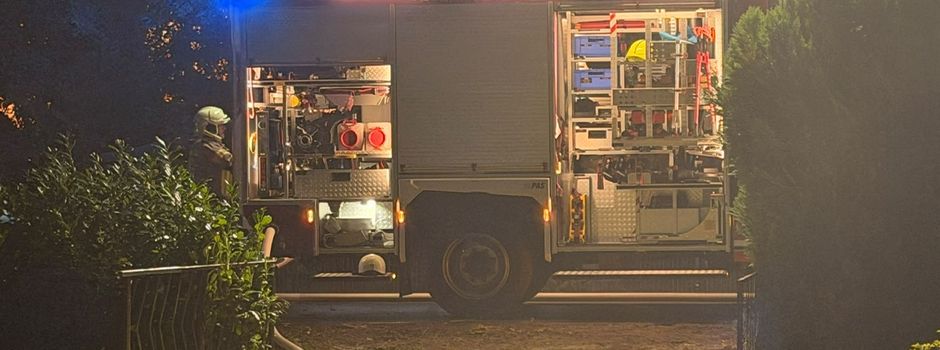 Einsatzübung F2Y – Feuer in einem Wohngebäude mit Menschenleben in Gefahr 