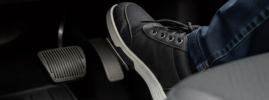 Gas- mit Bremspedal verwechselt