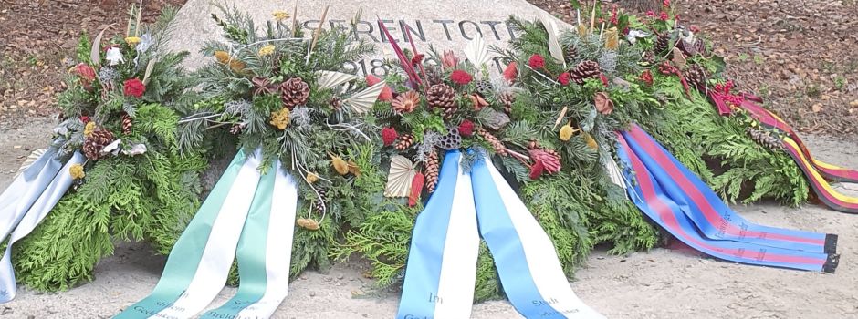Gedenkveranstaltungen und Kranzniederlegungen