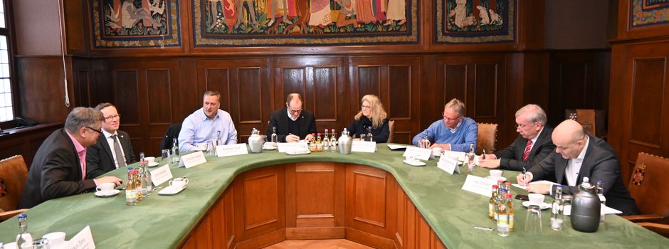 18 Archive und Museen des Herzogtums Lauenburg gründen Notfallverbund