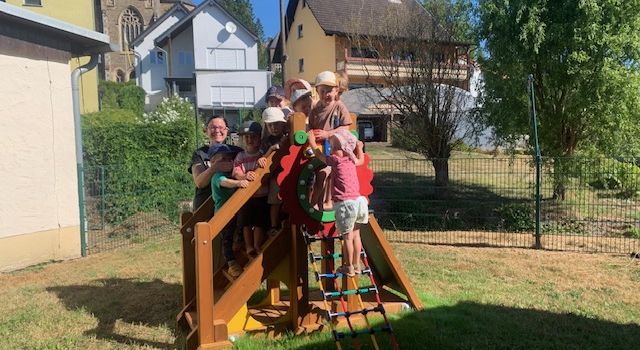 neues Spielgerät für die Mäusegruppe