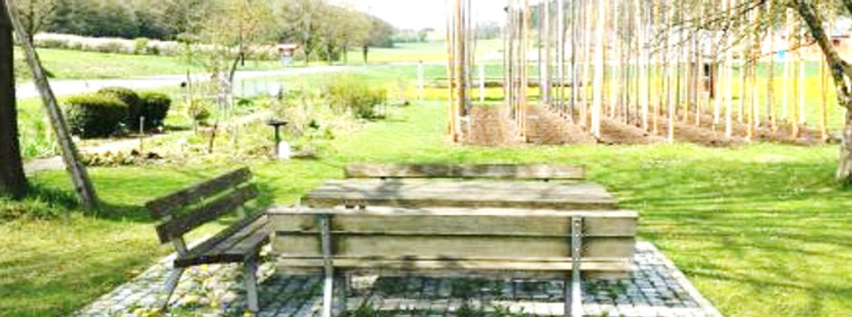 Aktion Hopfenfeldpflege