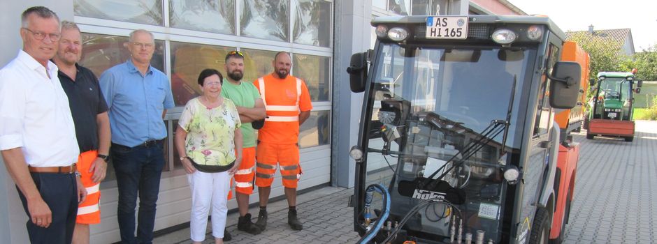 Mittels Heißwasser Unkraut bekämpfen