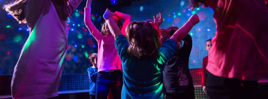 🎈 Kids-Club startet mit Spielspaß und Party in die neue Saison!