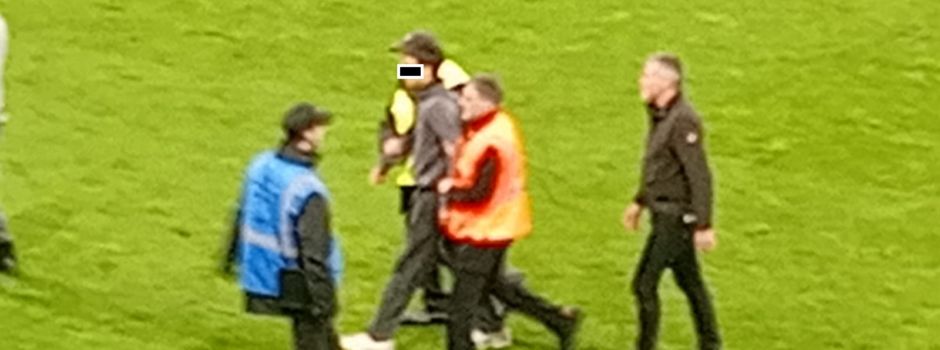 Bei Mainz-Pleite auf den Rasen gestürmt: Diese Strafe droht dem Teenie-Flitzer