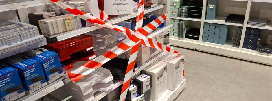 Galeria in Mainz: Ware hinter Absperrung „vom Verkauf ausgeschlossen“