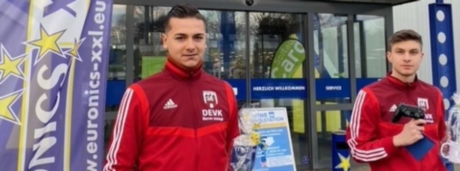 Hassan Turgut und Kenan Droce erspielen sich den E-Football-Kreispokal