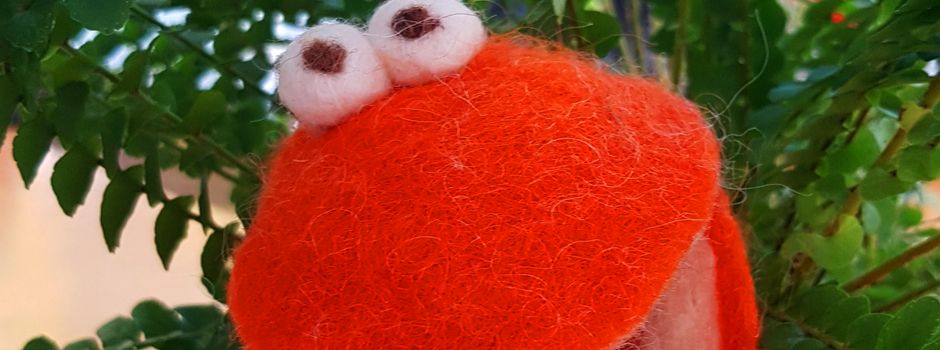 „Anzug“ fürs Buch und ein kugeliger Helfer, der Sorgen frisst
