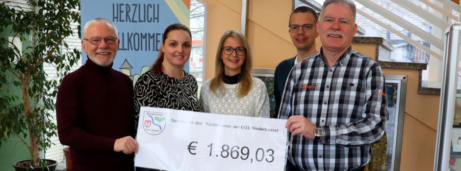 Erlöse aus Martinslosverkauf an GGS Niederkassel Förderverein übergeben