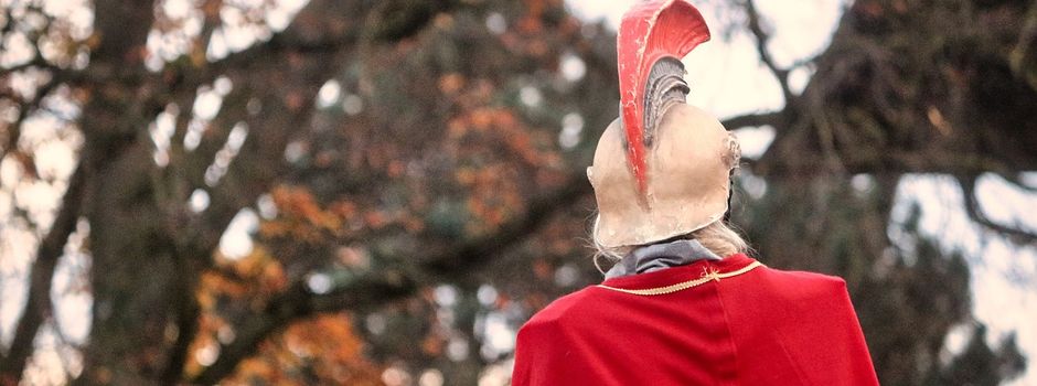 Die Sterne auf den Straßen der Stadt: Laternennacht an Sankt Martin