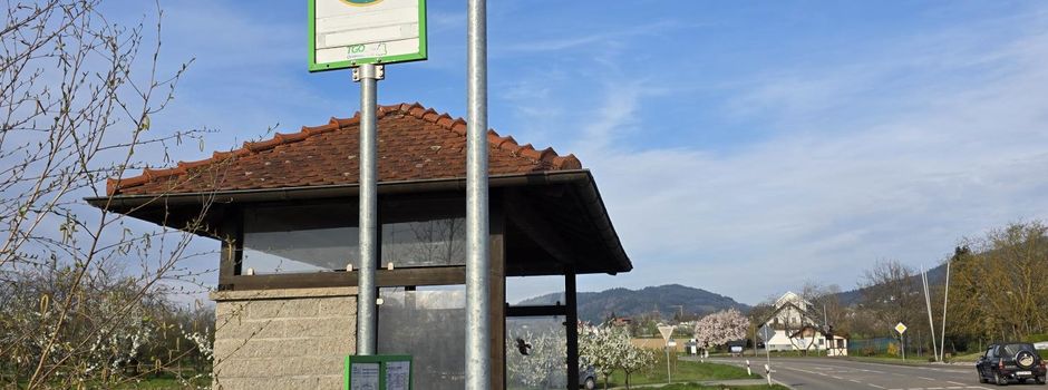 Bushaltestellen beleuchtet