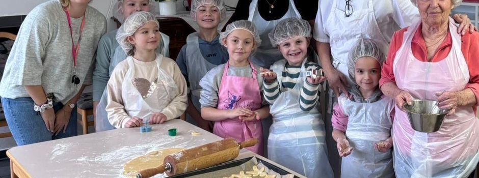 Generationen verbinden: Adventszauber im Seniorenheim Fahrenbach