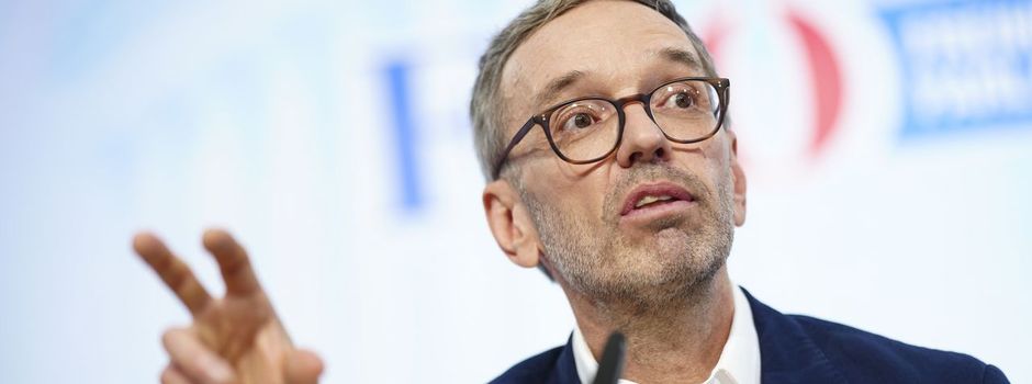 In Österreich zeichnet sich Sieg der rechten FPÖ ab