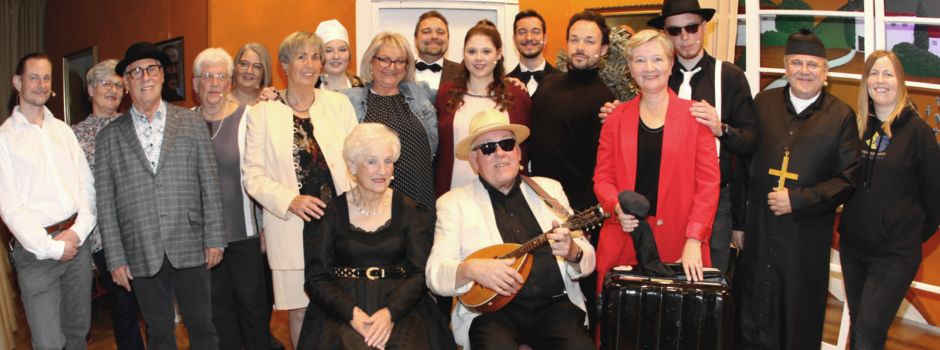 Theaterverein 1930 Rheidt: Gelungene Premiere des Jubiläumsstücks „Der 90. Geburtstag“