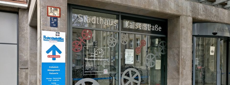 Einbürgerung in Mainz: Warum die Stadt immer öfter verklagt wird