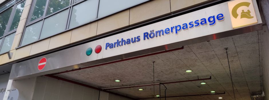 Parkhaus Mainz: Karteninhaber stehen vor verschlossener Schranke