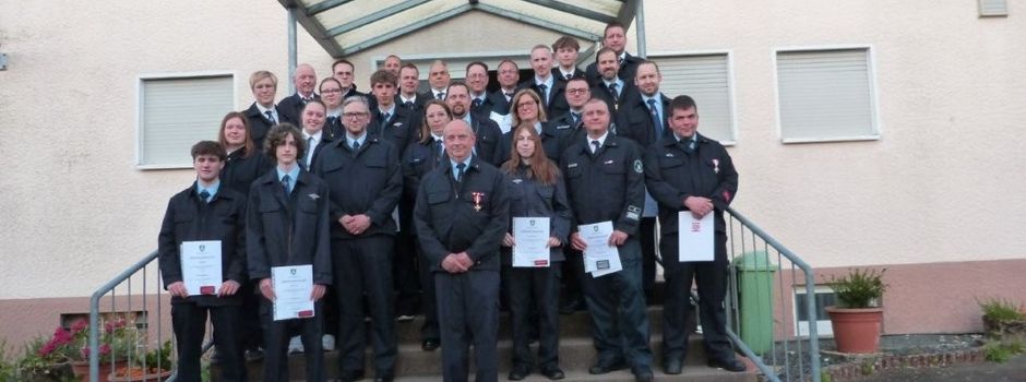 Feuerwehr Waldems blickt auf erfolgreiches Jahr 2025 zurück