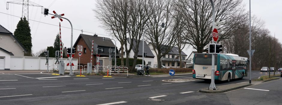 Zwischen Niederkassel und Rheidt: Austausch der Verkehrsberuhigungsschwellen