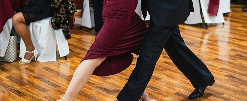 Feurige Rhythmen in Dexheim: TuS startet neuen Latin Dance Kurs mit Landesmeister Luca de Bruyn