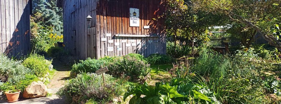 „Vom Bauerngarten zum Familiengarten“: Veranstaltungsreihe GartenLiebe erstmals zu Gast in Caldener Privatgärten