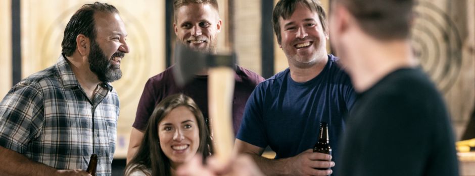 Flexibel und unvergesslich: Mit dem AxeZone Platin-Deal zum Axtwerf- Champion!