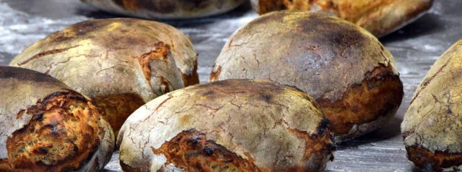 Es gibt wieder Backhausbrot