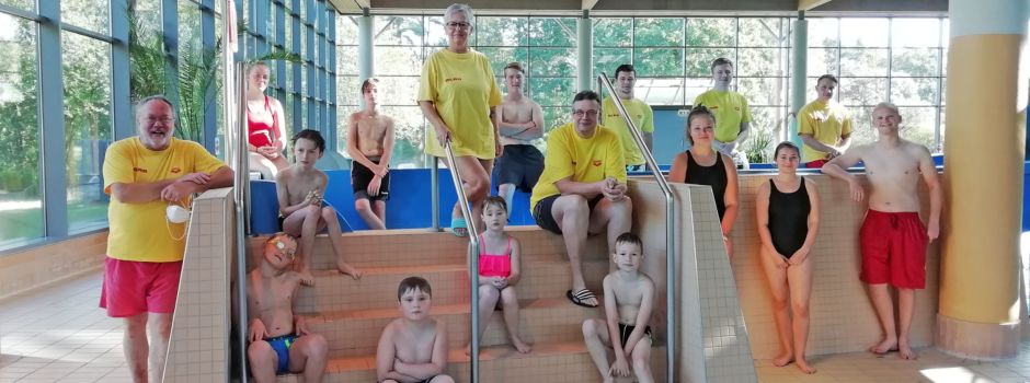 Gelungener Auftakt: DLRG Munster bietet wieder Schwimmausbildung an