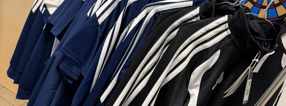 Neue Vereinskleidung des SV Blau-Weiß