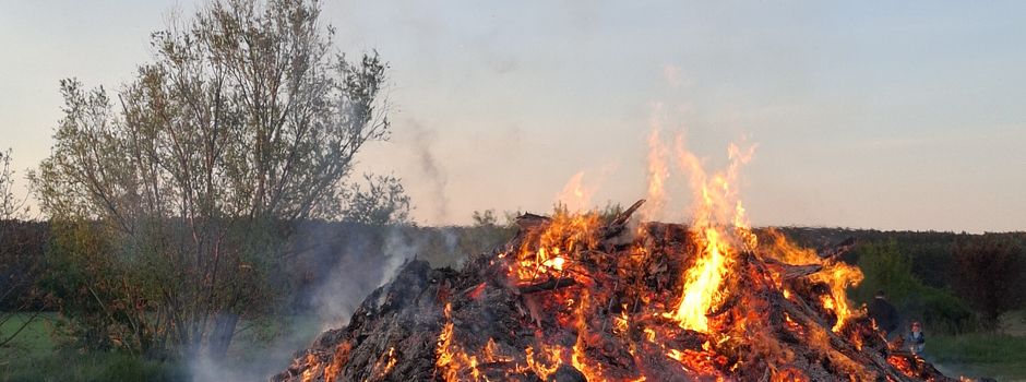 Brauchtumsfeuer in Westheide bewahren
