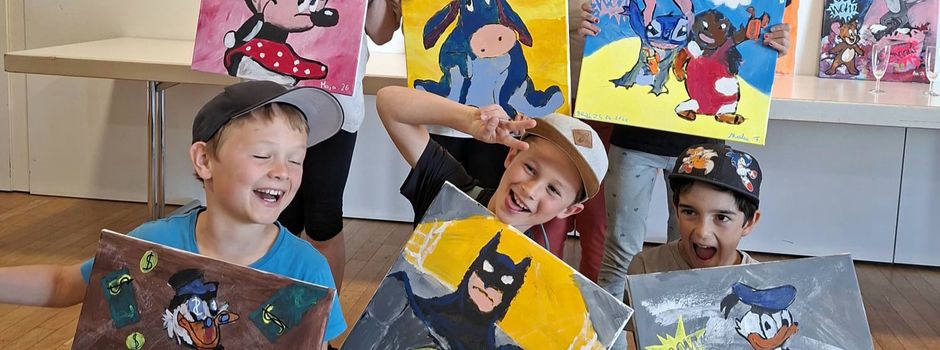 Kindermalkurs unter dem Stern der Comic-Figuren
